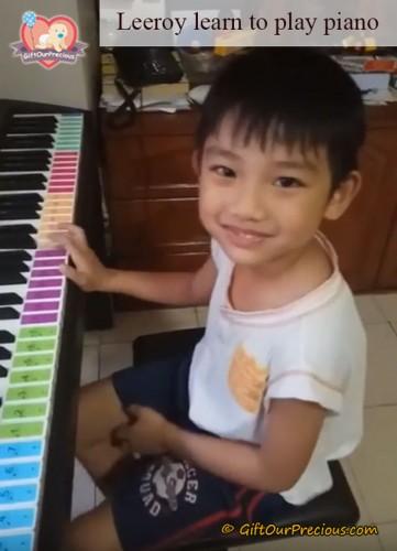 Leeroy learn to play piano